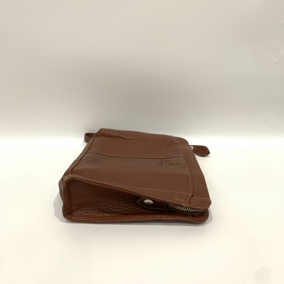 Burberrys Brown Leather Boston Sku#85586 (Gently used, rubbing, lost shape) - Picture 4 of 15